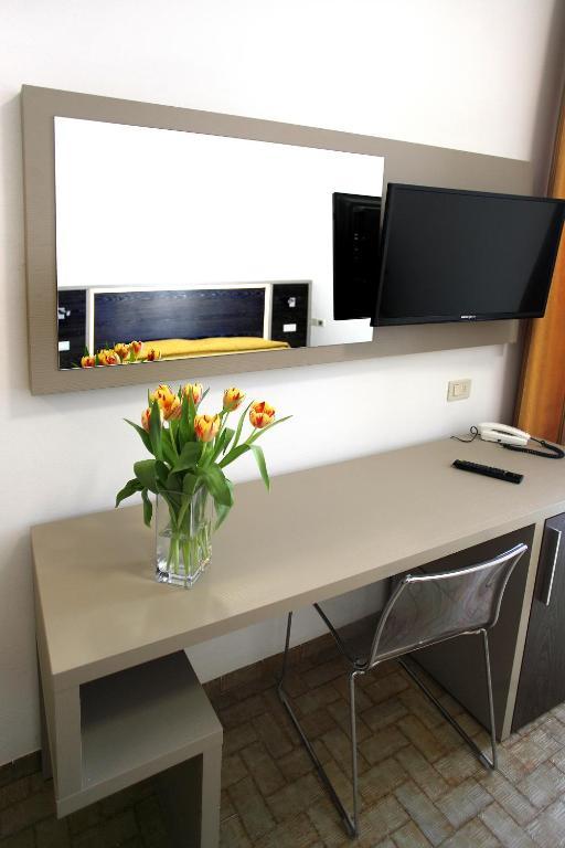 Arianna Hotel Marina di Pietrasanta Phòng bức ảnh