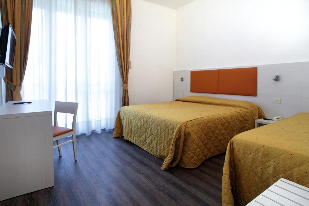 Arianna Hotel Marina di Pietrasanta Ngoại thất bức ảnh