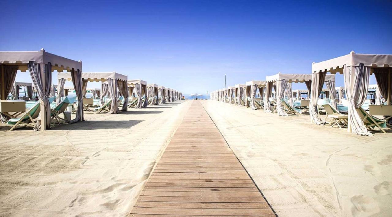 Arianna Hotel Marina di Pietrasanta Ngoại thất bức ảnh